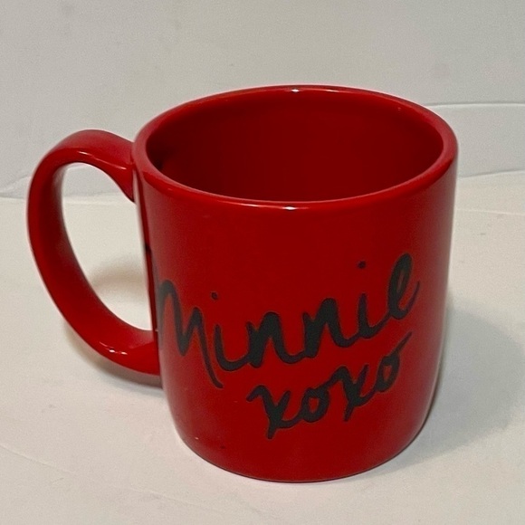 Disney Minnie Mouse Dimensional Red Mug XOXO Heart Kiss Love Coffee Tea Cocoa - Picture 2 of 3